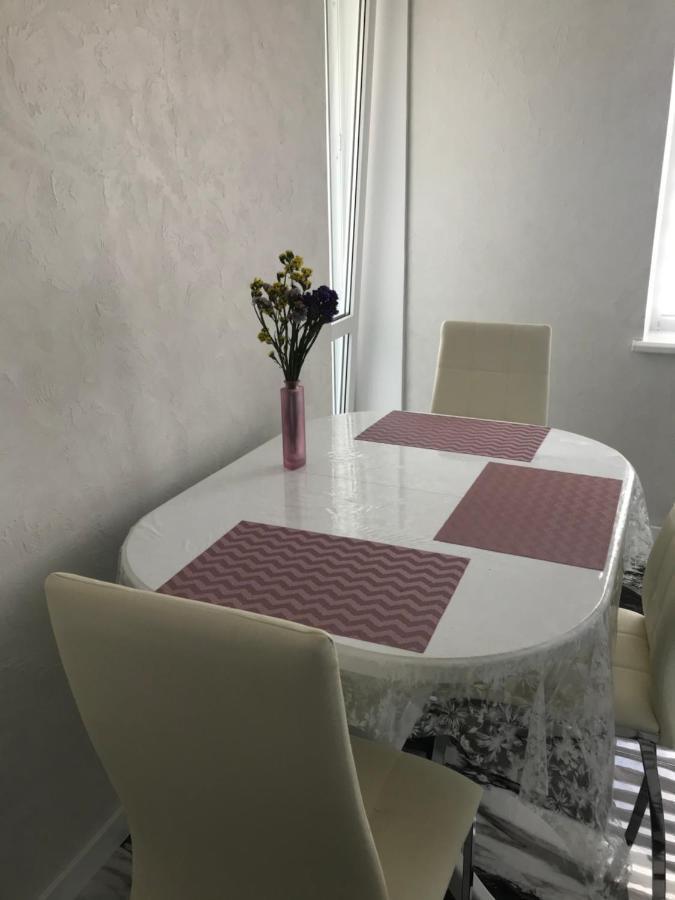 Ferienwohnung Затишна Квартира Ternopil Exterior foto