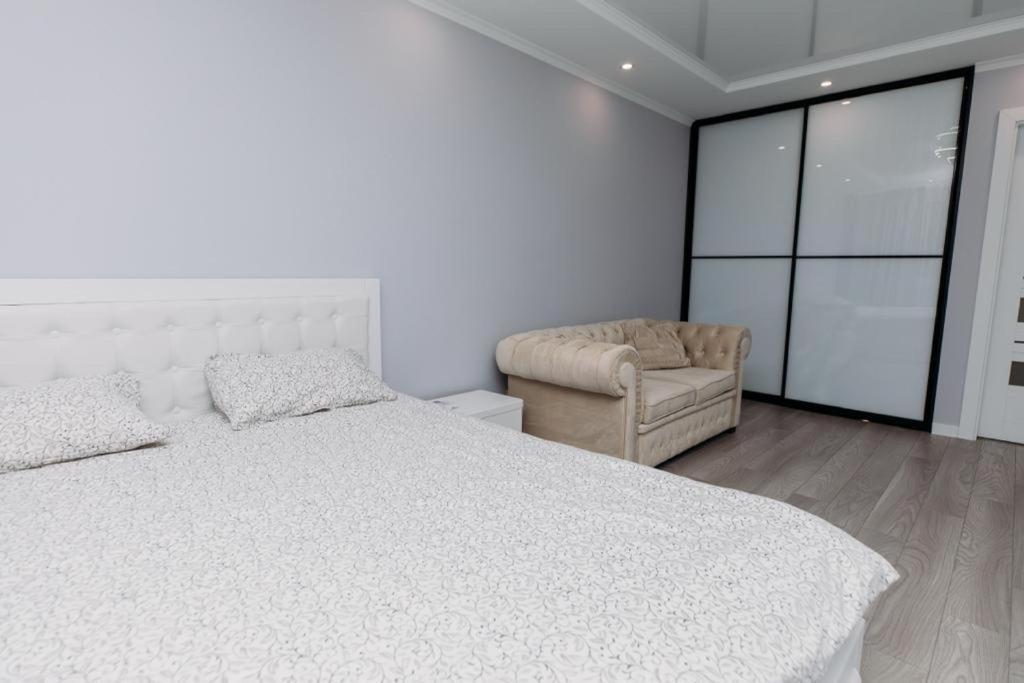 Ferienwohnung Затишна Квартира Ternopil Exterior foto